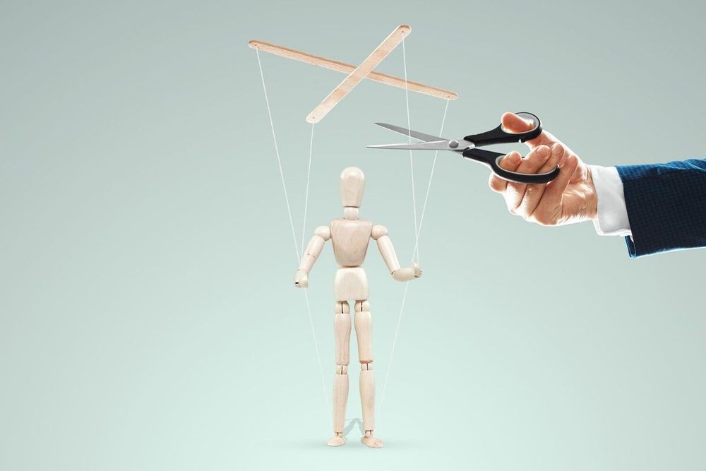 How can narcissism be healed and what challenges does it present?